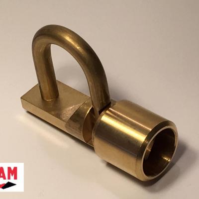 Cadenas D'ARTILLERIE  triangle de 14, laiton, IFAM 44901