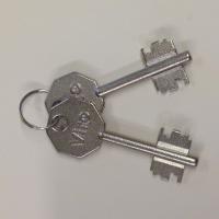 Clef de serrure a double panneton viro 2201 pour rideaux metallique