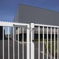 Ferme portillon portail et grille acier locinox lion 