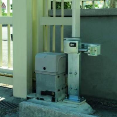 KIT colonne pour l'installation de la serrure Viro 7905 V09 sur portail coulissant. REF 7905.0600