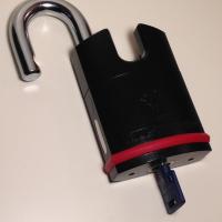 Cadenas Haute Sécurité Professionnelle MUL-T-LOCK  CAD E 14 H