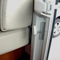 Serrure 3 points pour la porte chauffeur des camping cars integral imc 1501