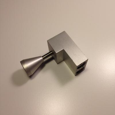 Serrure antivol pour fenetre coulissante 1