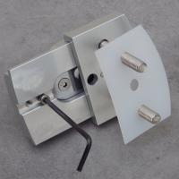 Serrure verrou pour coffre soute des camping car caravane ambulance imc 1584