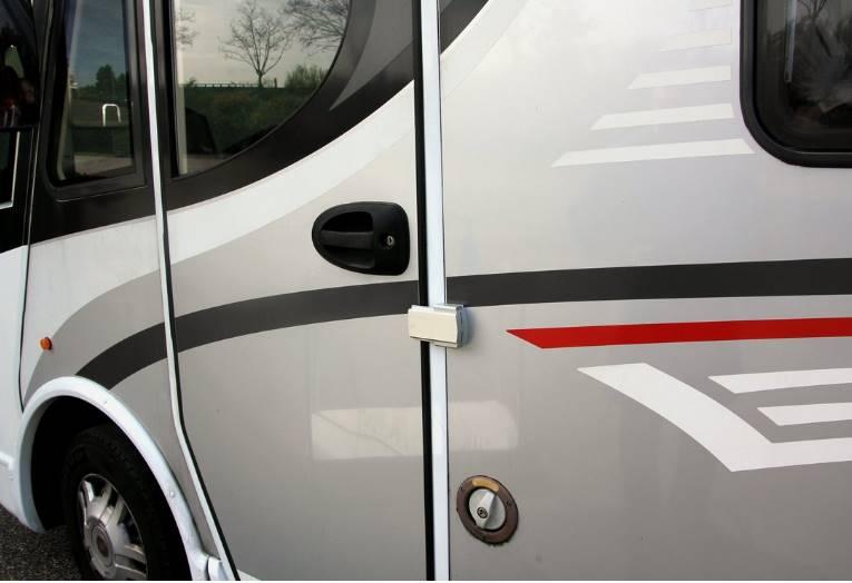 VERROU a cle IMC 1827 pour porte avant camping-car Fiat Ducato